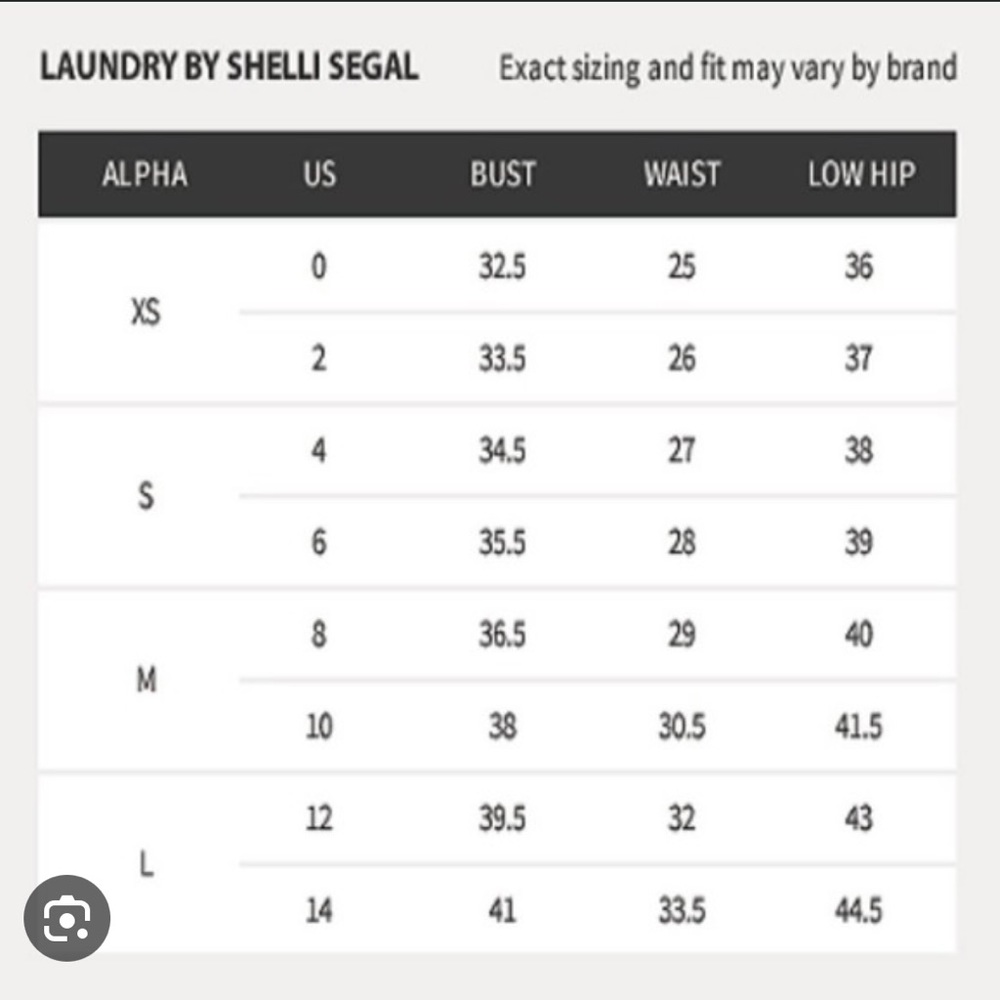 Gold Laundry brand long gown. - Picture 4 of 4